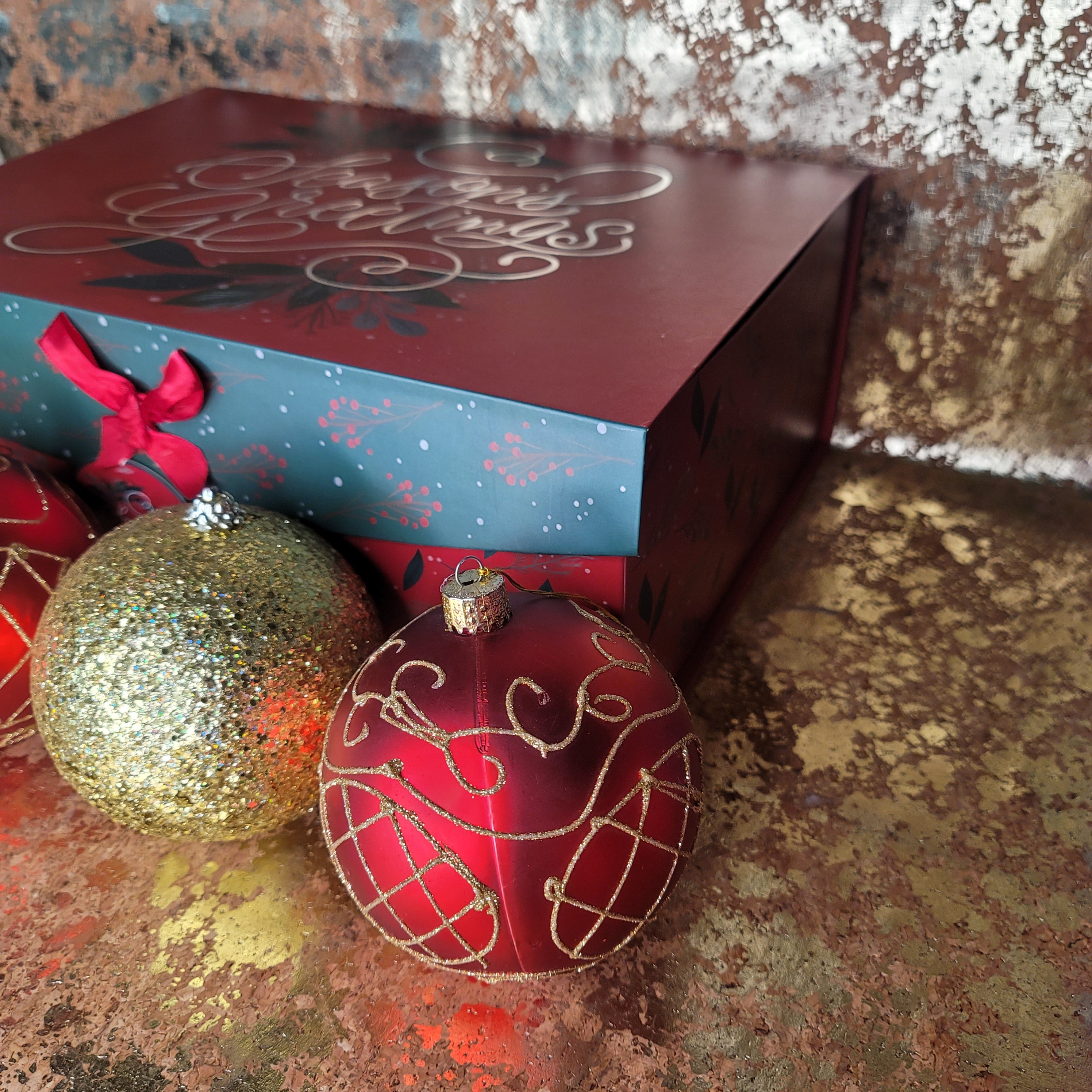 Full & Fabulous Holiday Collection Sets