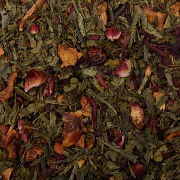 Fresh Phrase Organic Green Tea w/ Strawberry Pieces